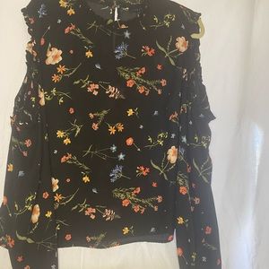 Floral cold shoulder top